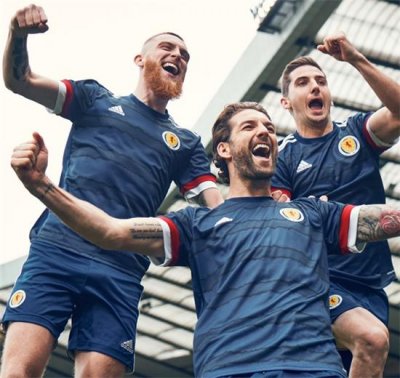 Comprar la mejor de camiseta de futbol Escocia barata 2020