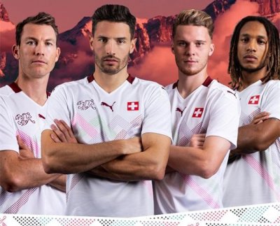 Comprar la mejor de camiseta de futbol Suiza 2020
